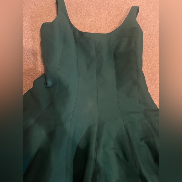 HALSTON HERITAGE Silk Faille Tulip DRESS Size 2  Green NORDSTROM - Picture 7 of 7
